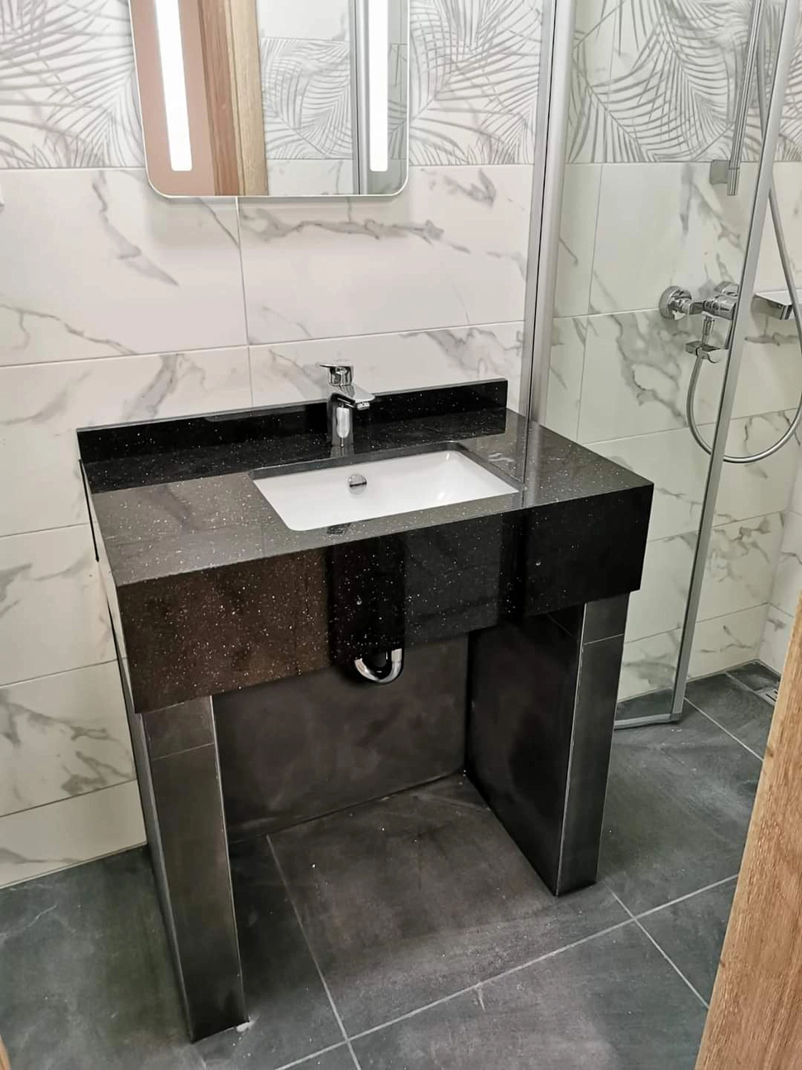 Percoco-Granit - Feinsteinzeug Fliesen - Badezimmerrenovierung