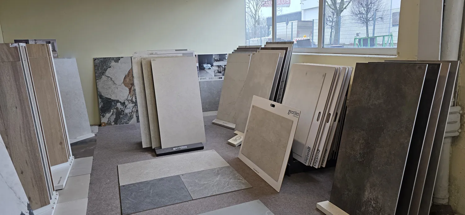 Percoco-Granit - Feinsteinzeug Fliesen - Ausstellung Fliesen