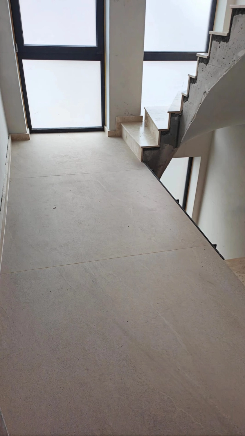 Percoco-Granit - Feinsteinzeug Fliesen - Treppen