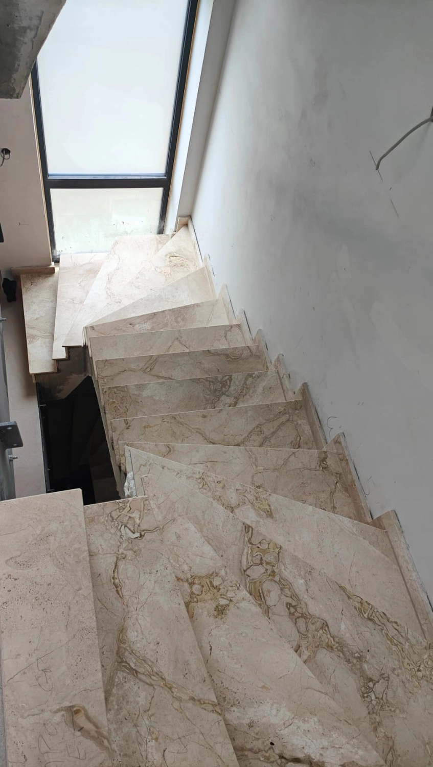 Percoco-Granit - Feinsteinzeug Fliesen - Treppen