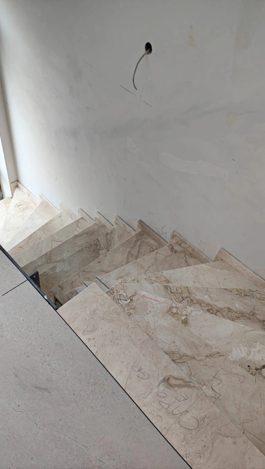 Percoco-Granit - Feinsteinzeug Fliesen - Treppen